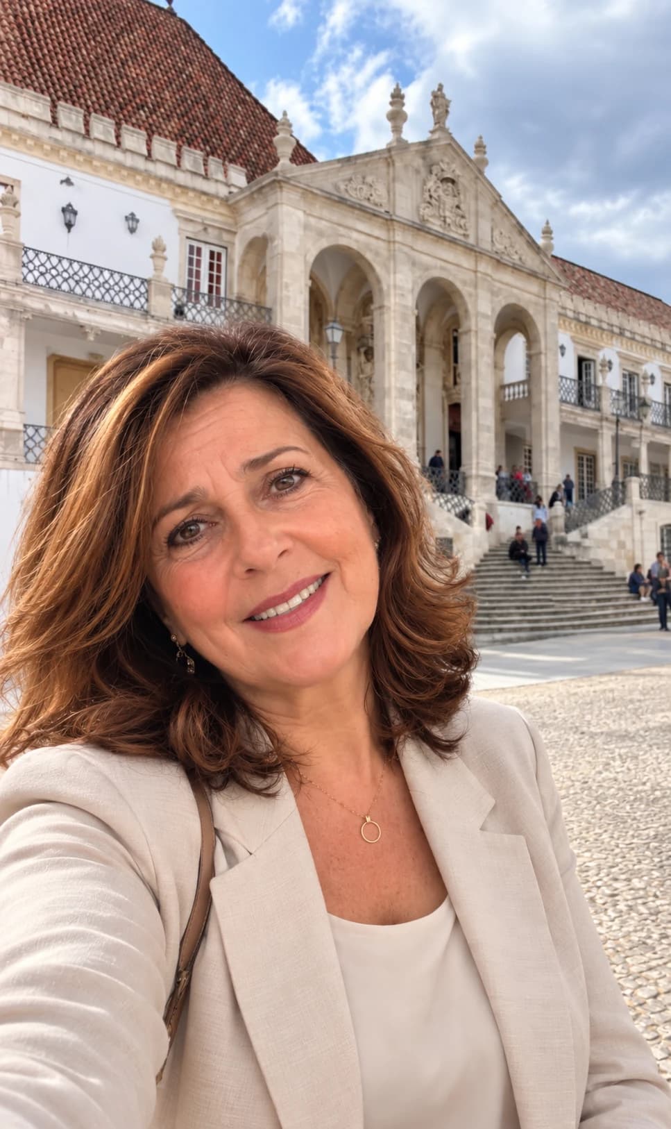 Maria do Carmo Santos